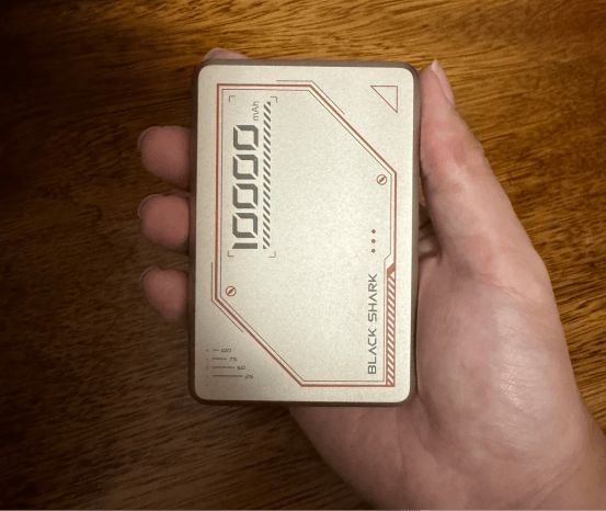 宝哪个牌子好？推荐这5款便携充电宝pg电子平台2025年无线磁吸充电(图8)